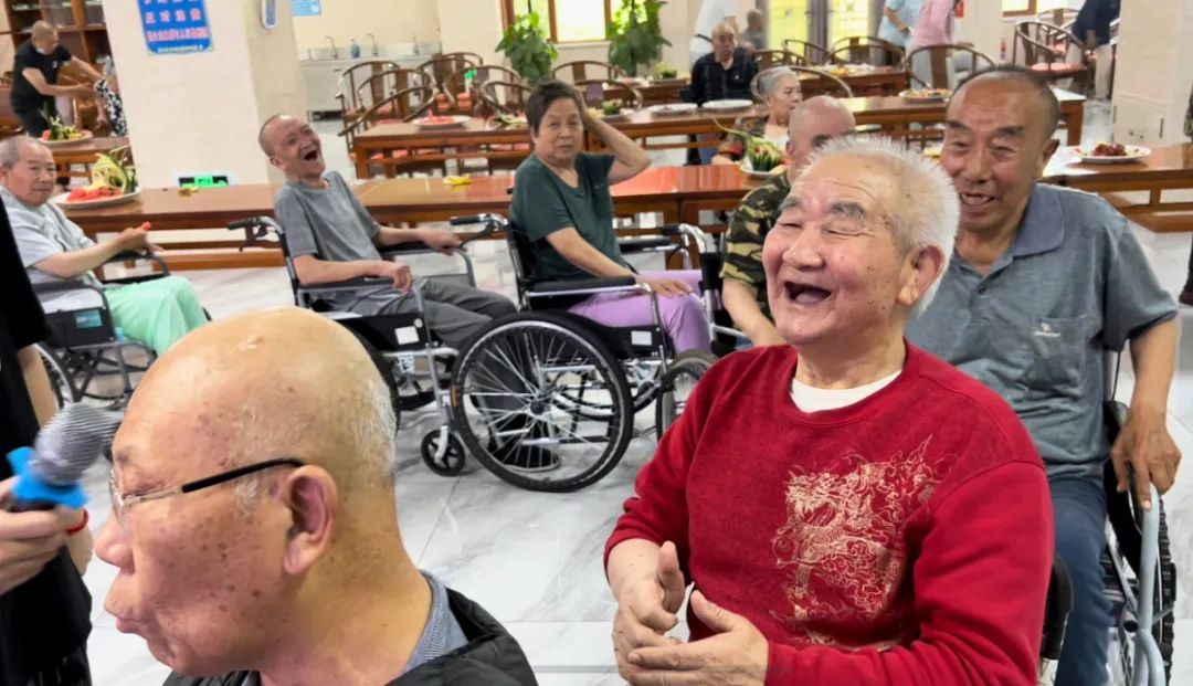 父爱如山，感恩常在 | 8188www威尼斯养老庄园“父亲节”主题活动！